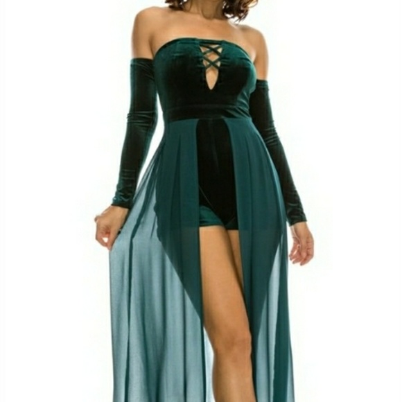 💥Off Shoulder Hunter Green Chiffon Maxi Romper - Picture 3 of 7